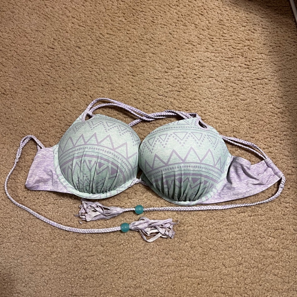 Victoria’s secret bikini top